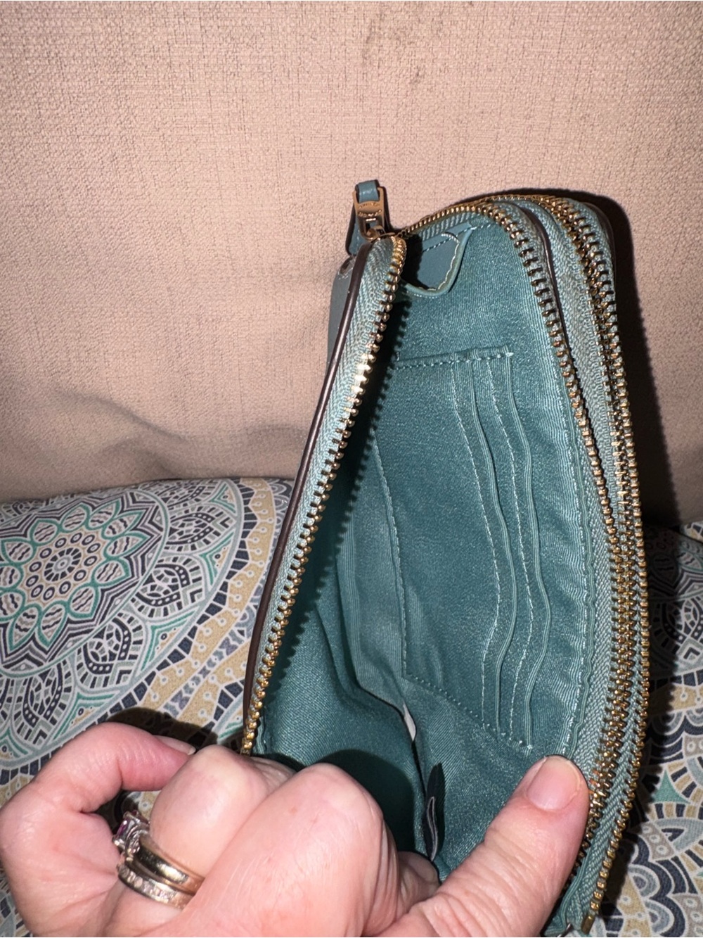 Coach Teal Pebbled Leather Double Zippered Wristlet EUC - Picture 6 of 10